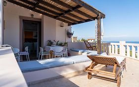 Modern Villas With Gardens And Stunning Views