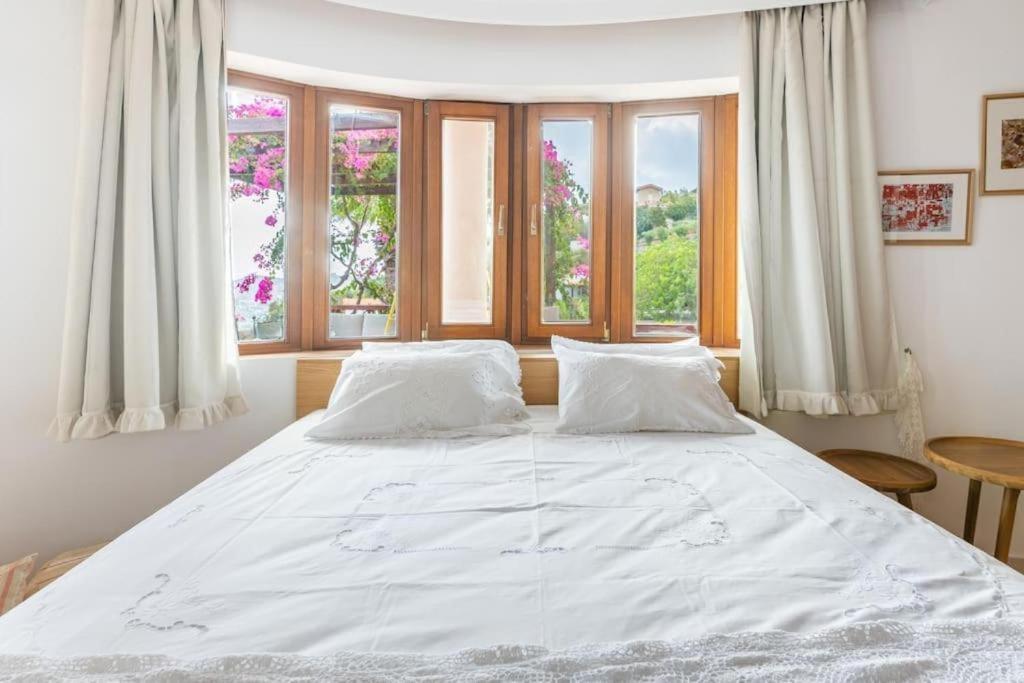 Modern Villas With Gardens And Stunning Views Ligaria  Exterior foto