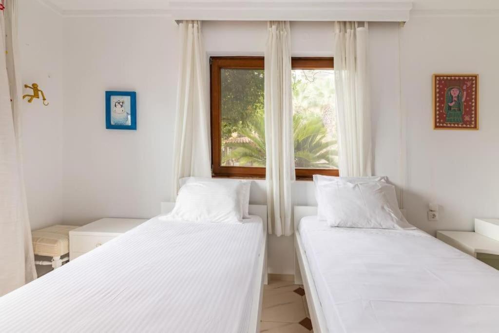 Modern Villas With Gardens And Stunning Views Ligaria  Exterior foto